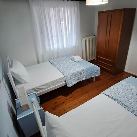 Casa de Férias Madeline House Cavala